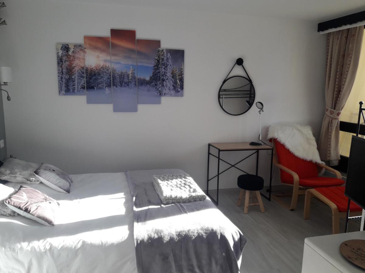 Appartement 4/6 Pers Plein Sud. Front De Neige Isola 2000 Exteriör bild
